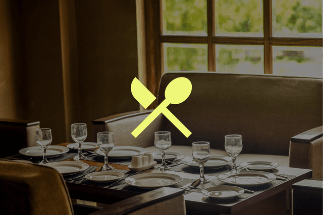 Dîner 3 plats, eaux et café avec vin (1 bouteille / 4 pers)